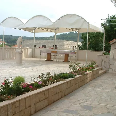 13626a Apartman Lumbarda